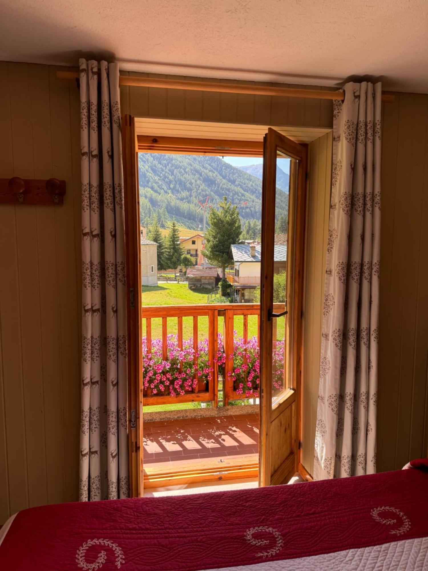 Hotel Ondezana Cogne Εξωτερικό φωτογραφία