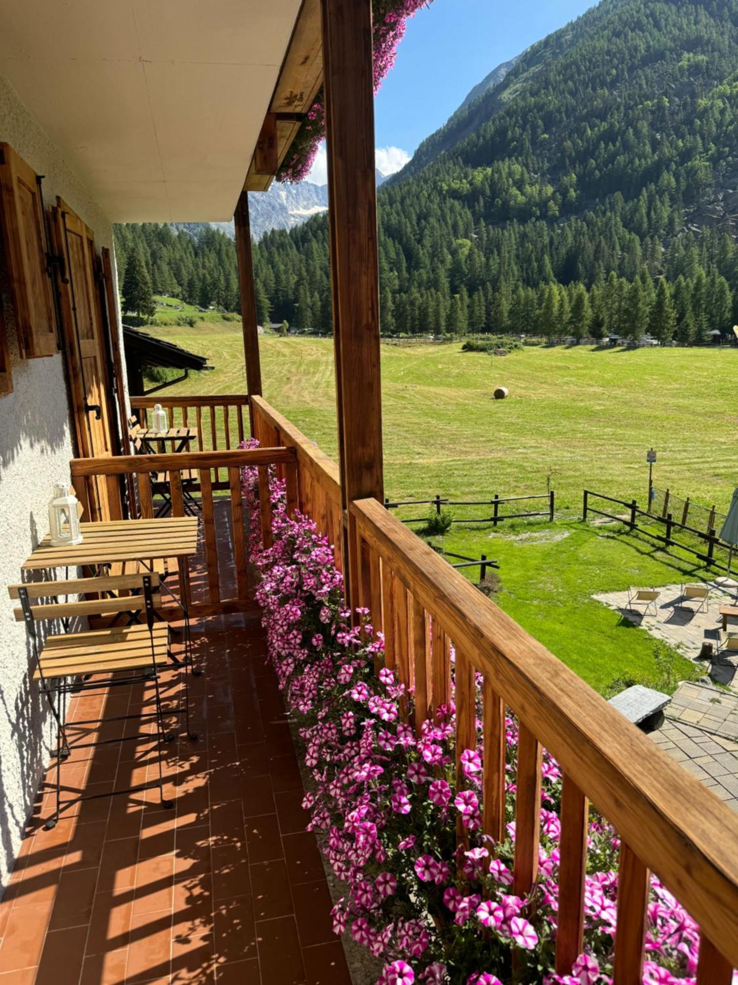 Hotel Ondezana Cogne Εξωτερικό φωτογραφία